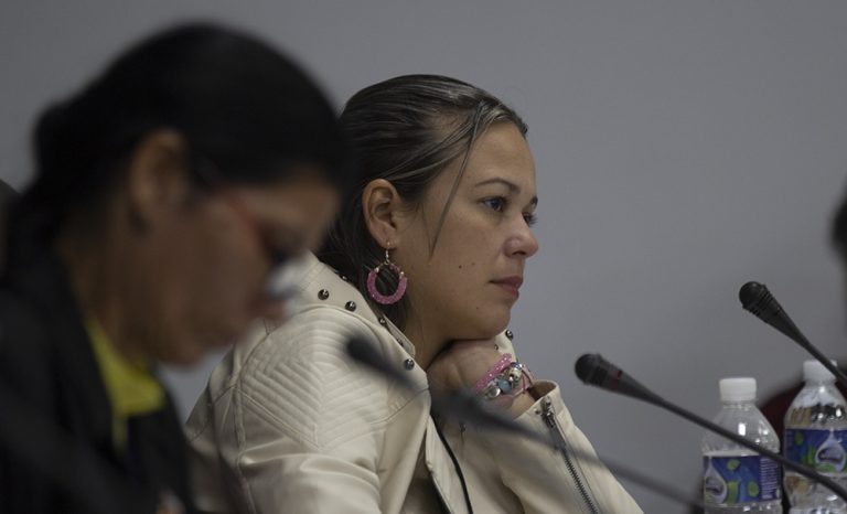 Aylín Alvarez García (@aylinalvarezg) on Twitter photo Acompañados por el Presidente <a href="/DiazCanelB/">Miguel Díaz-Canel Bermúdez</a>, la Comisión de Atención a la Juventud, la Niñez y la Igualdad de Derechos de la Mujer analizaron una comprobación a la implementación de la Estrategia integral para la prevención de la violencia de género y en el escenario familiar. Acompañados por el Presidente <a href="/DiazCanelB/">Miguel Díaz-Canel Bermúdez</a>, la Comisión de Atención a la Juventud, la Niñez y la Igualdad de Derechos de la Mujer analizaron una comprobación a la implementación de la Estrategia integral para la prevención de la violencia de género y en el escenario familiar.