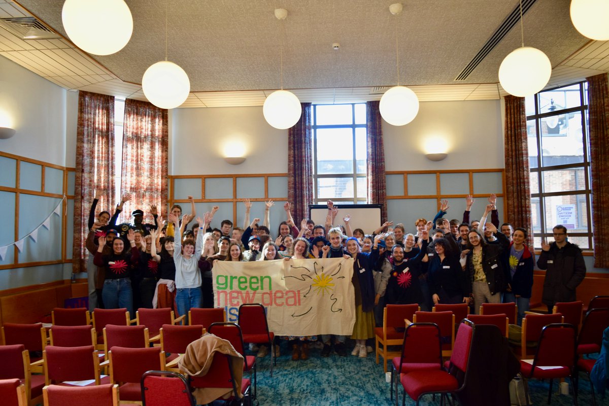 GNDRising's tweet image. At our first mass canvass of the year, we knocked on hundreds of doors in Sheffield in support of our GND champion Olivia Blake.

Expect a lot more of this next year. We have an election to win.