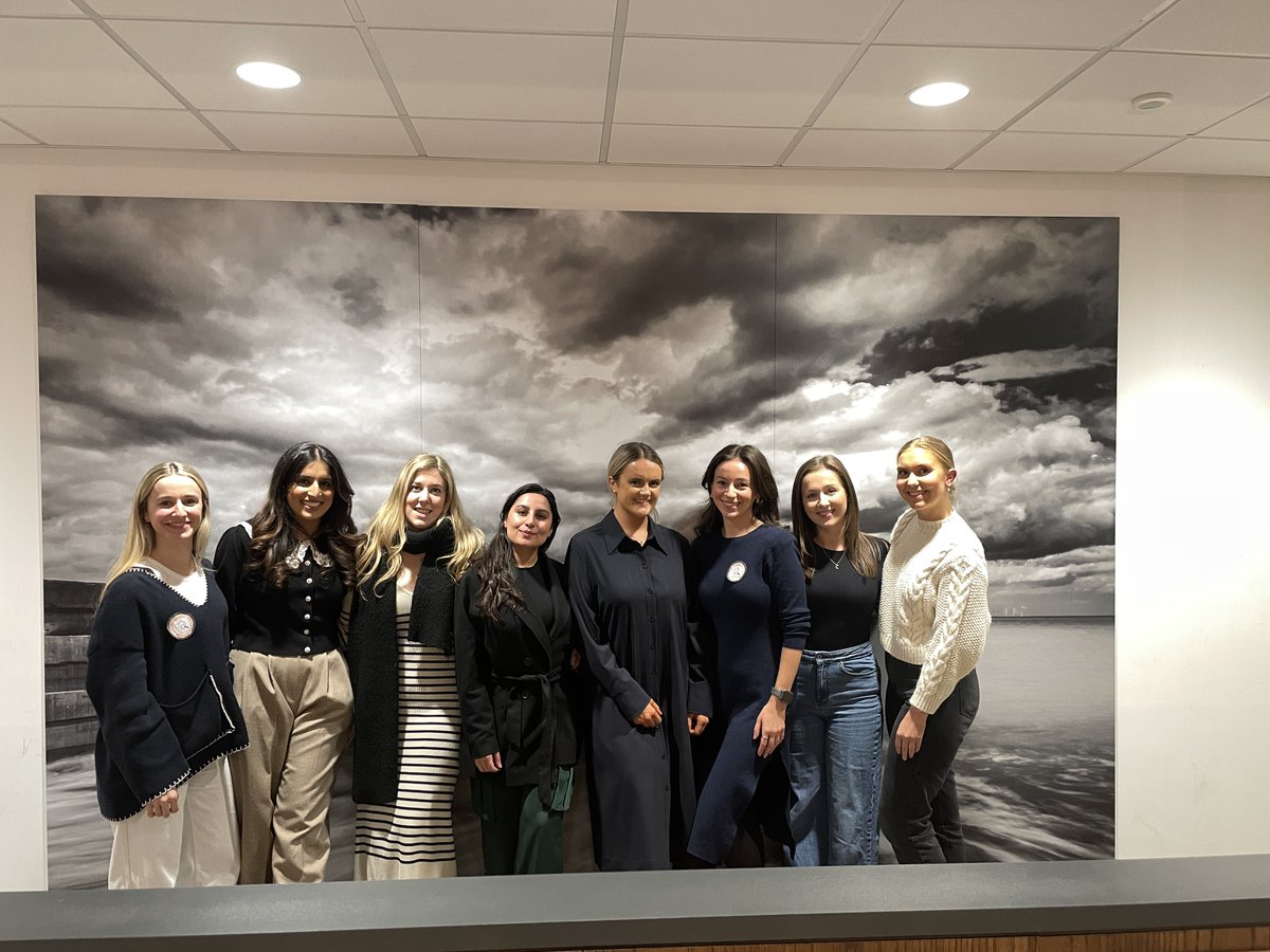 A big thank you to our INSPIRE committee led by Anna and Chloe. The INSPIRE event for our dental team members showcased the different opportunities to get involved with research as part of their undergraduate studies.