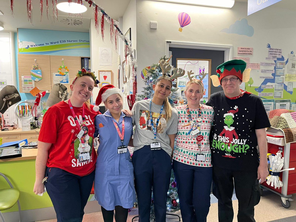 A fantastic turn out for our E39 Christmas t-shirt/jumper day! We're getting the ward all excited for Santa! ⛄️ 🎅🏼 ⭐️