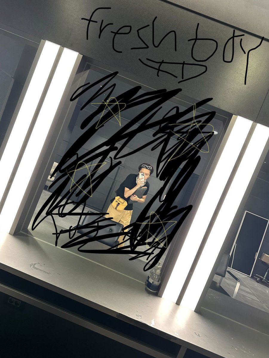 aoonhak's tweet image. ㅤ
ㅤㅤ Rangkaian doodle karya Woonhak. Fresh boy and swag, begitulah title yang aku bubuhkan untuk mendeskripsikan diriku. Bagaimana menurut kalian karya terbaruku ini? Cantik bukan? :P
ㅤ