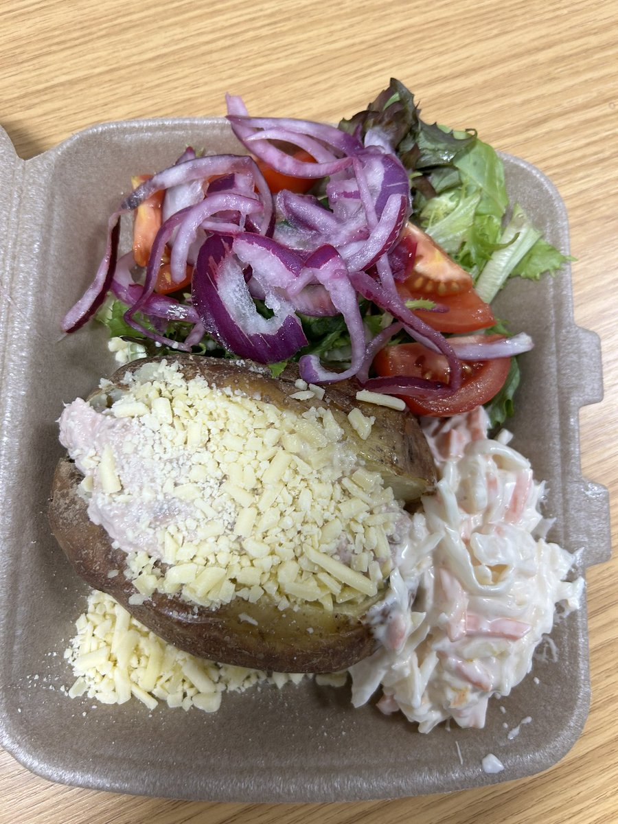 Marek Czajkowski (@captcholangio) on Twitter photo It was very tasty but £7.70??? WTAF
Staff discounts <a href="/AneurinBevanUHB/">Aneurin Bevan University Health Board</a> stopped in September. It was very tasty but £7.70??? WTAF
Staff discounts <a href="/AneurinBevanUHB/">Aneurin Bevan University Health Board</a> stopped in September.