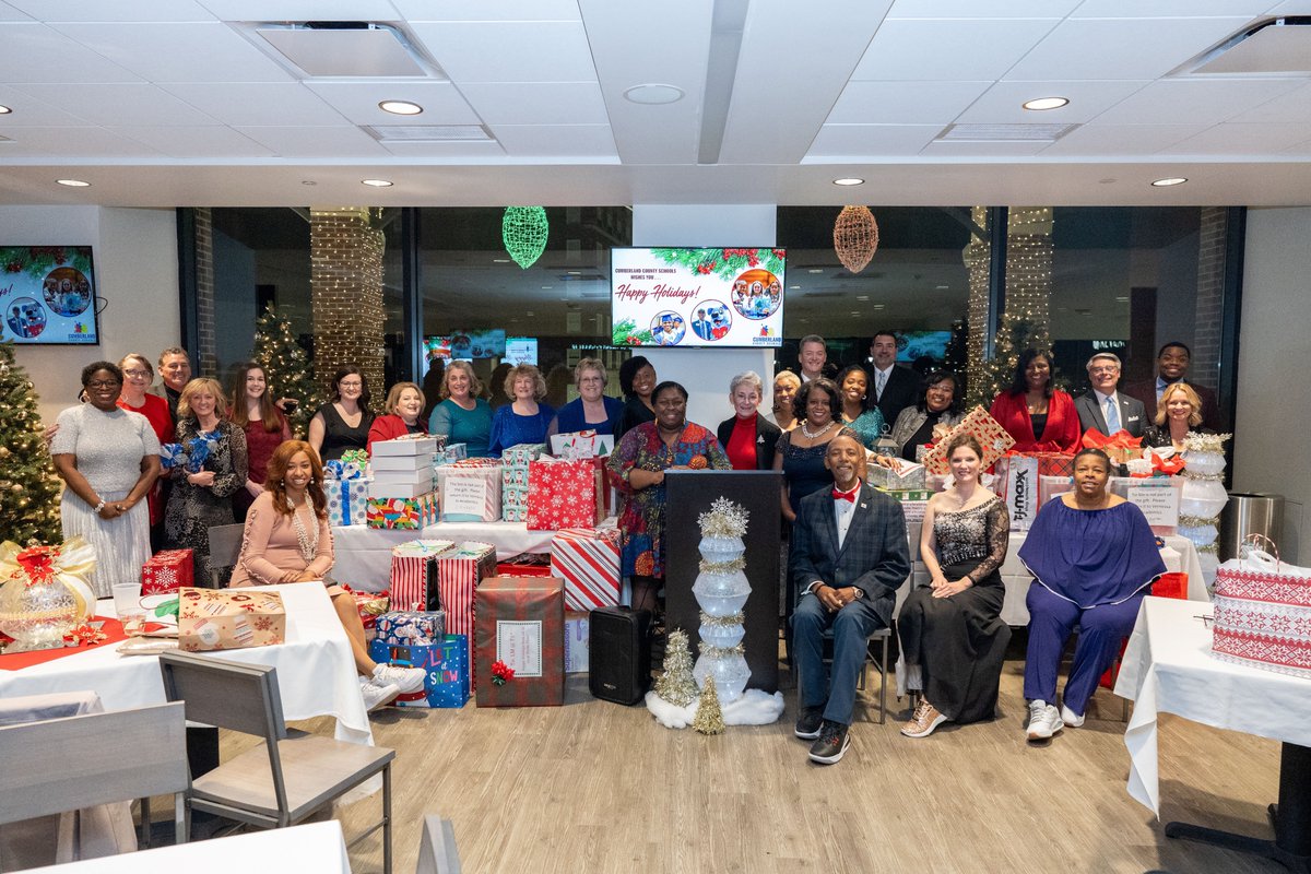 As we close 2023, giving back to our community remains our joy and privilege. In our annual tradition, Dr. Connelly and Central Services teams at #CumberlandCountySchools have adopted families, spreading holiday cheer. Truly, the most wonderful time of the year. #CumberlandStrong