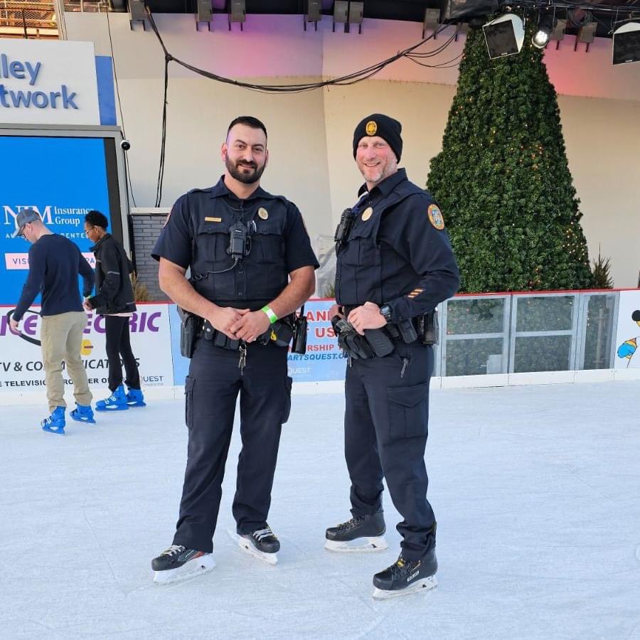 Over the weekend, Officers Heaton& Strydesky traded their duty boots for hockey skates and were able to join tourists and community members out on the ice at the Ice Rink at Steel Stacks! They were even able to do some recruiting! #CommunityPolicing
