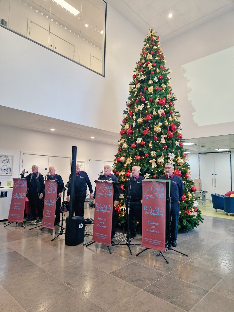 Such a great atmosphere around the MISA building this lunch time with 'R.A.M.S In Rhythm' performing for staff, patients and visitors 🎄🎅🎶🎙 @stjamesdublin