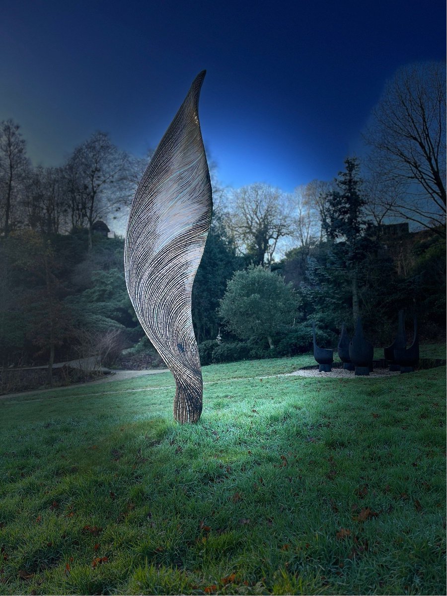 The gorgeous detail on the sculpture 'Samara' by Rebecca Newnham is stunning against a blue sky & winter sun. If you are a sculptor or know one, why not sign-up for our new Sculpture Exhibition 2024. Email us : info@himalayangarden.com #sculpture #sculptor #gardening #Yorkshire