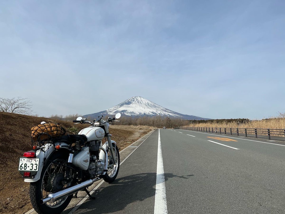 #12月なので今年のド直線の写真を貼る

極寒伊勢神宮参りの帰りですね