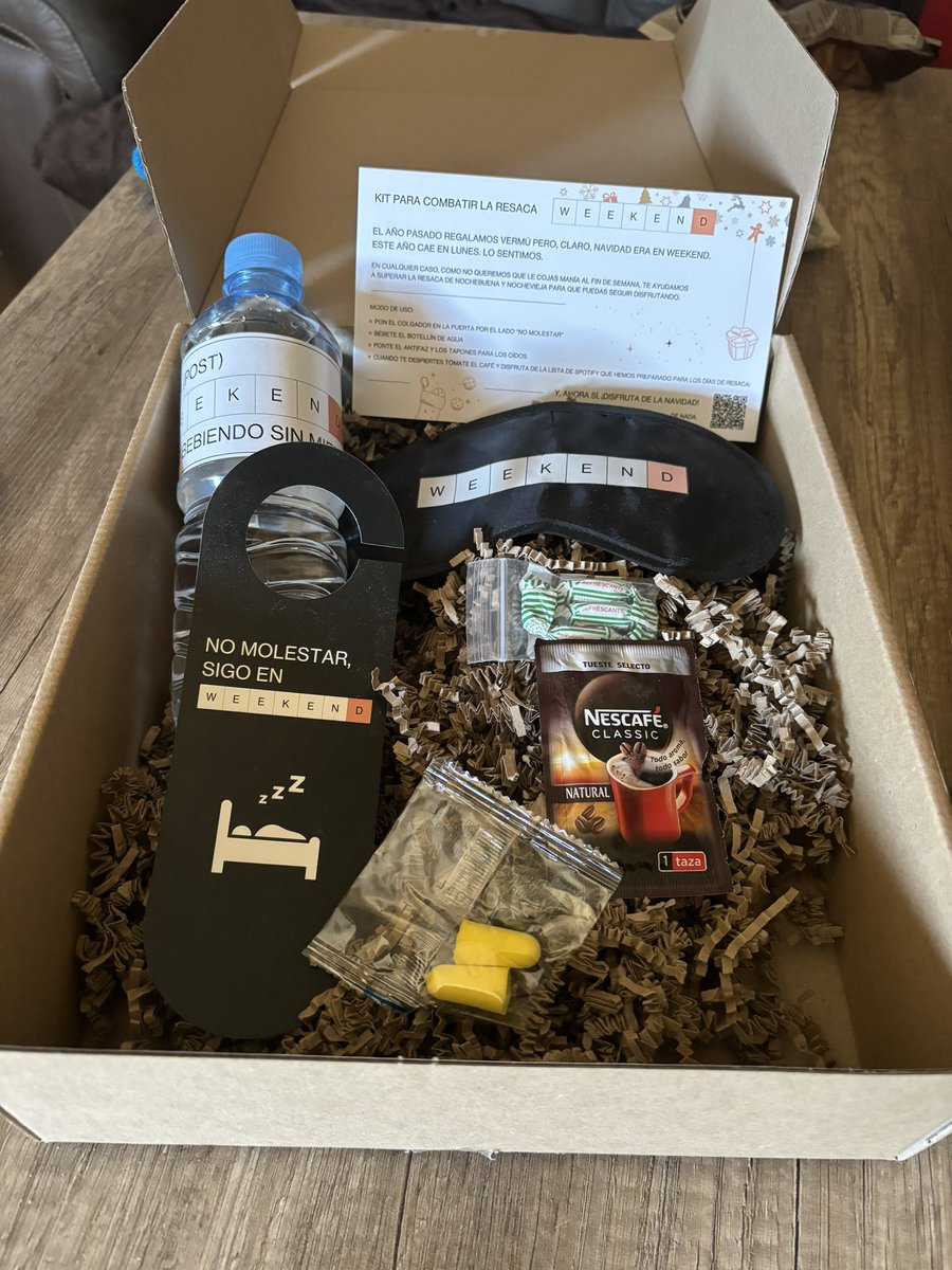 Samuel Rodríguez (Quedan: 18 días 21 horas 26 min) (@csdelacruz) on Twitter photo A veces se nos olvida en las compras navideñas un kit de supervivencia para las resacas posteriores a las fiestas… menos mal que esta <a href="/JoverCristina/">Cristina Jover</a> pendiente de cada detalle desde #WeekendAgency Gracias !!!! :))) A veces se nos olvida en las compras navideñas un kit de supervivencia para las resacas posteriores a las fiestas… menos mal que esta <a href="/JoverCristina/">Cristina Jover</a> pendiente de cada detalle desde #WeekendAgency Gracias !!!! :)))