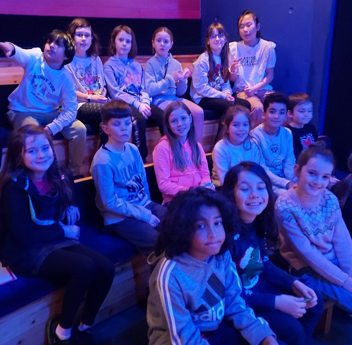 3rd Class really enjoyed watching a performance of Roddy Doyle's 'The Giggler Treatment' in the Ark kids theatre in Temple Bar. They gave it a five star review and said it was 'funny', 'joyful' and 'energetic'!