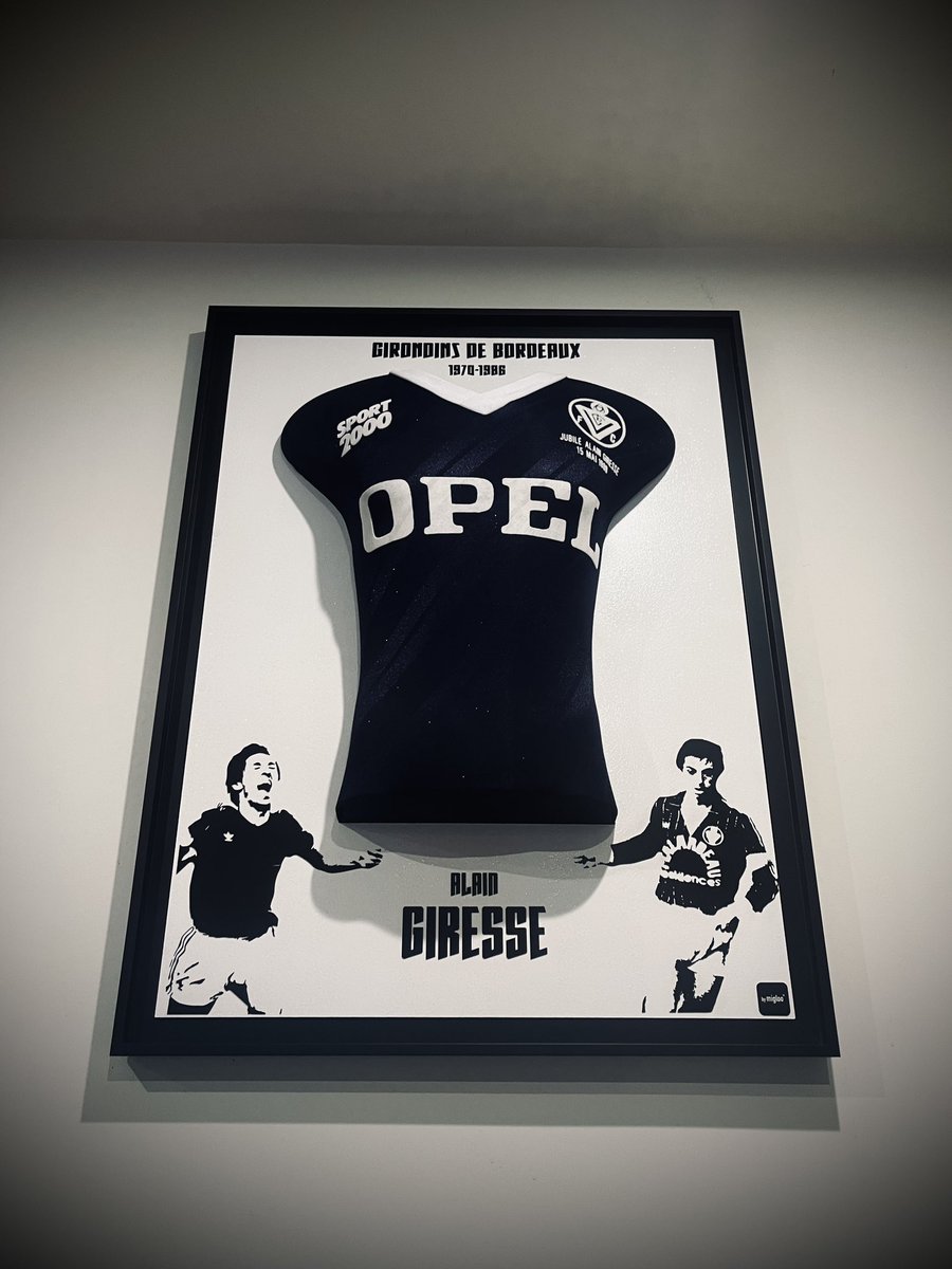 La légende immortelle #giresse Dernier maillot porté lors de son jubilé en 1989 🤩 #football #fcgb #Bordeaux #Girondins