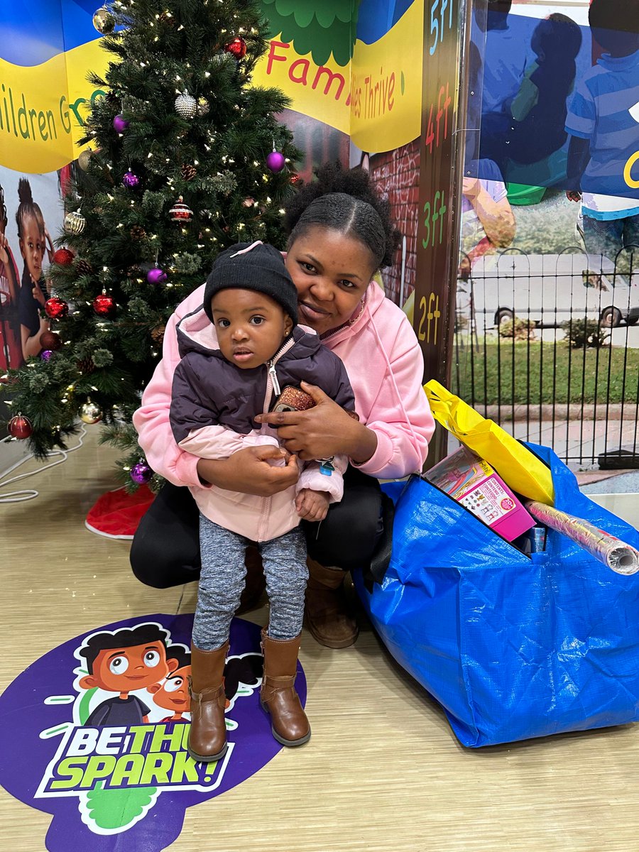 We are truly grateful for our incredible donors who helped make this season extra special! Thanks to your generosity, our families received wishlist gifts and essential items like diapers and wipes. Your support means the world to us! 

#BBIDC #Ward8 #BBICommunity #HappyHolidays