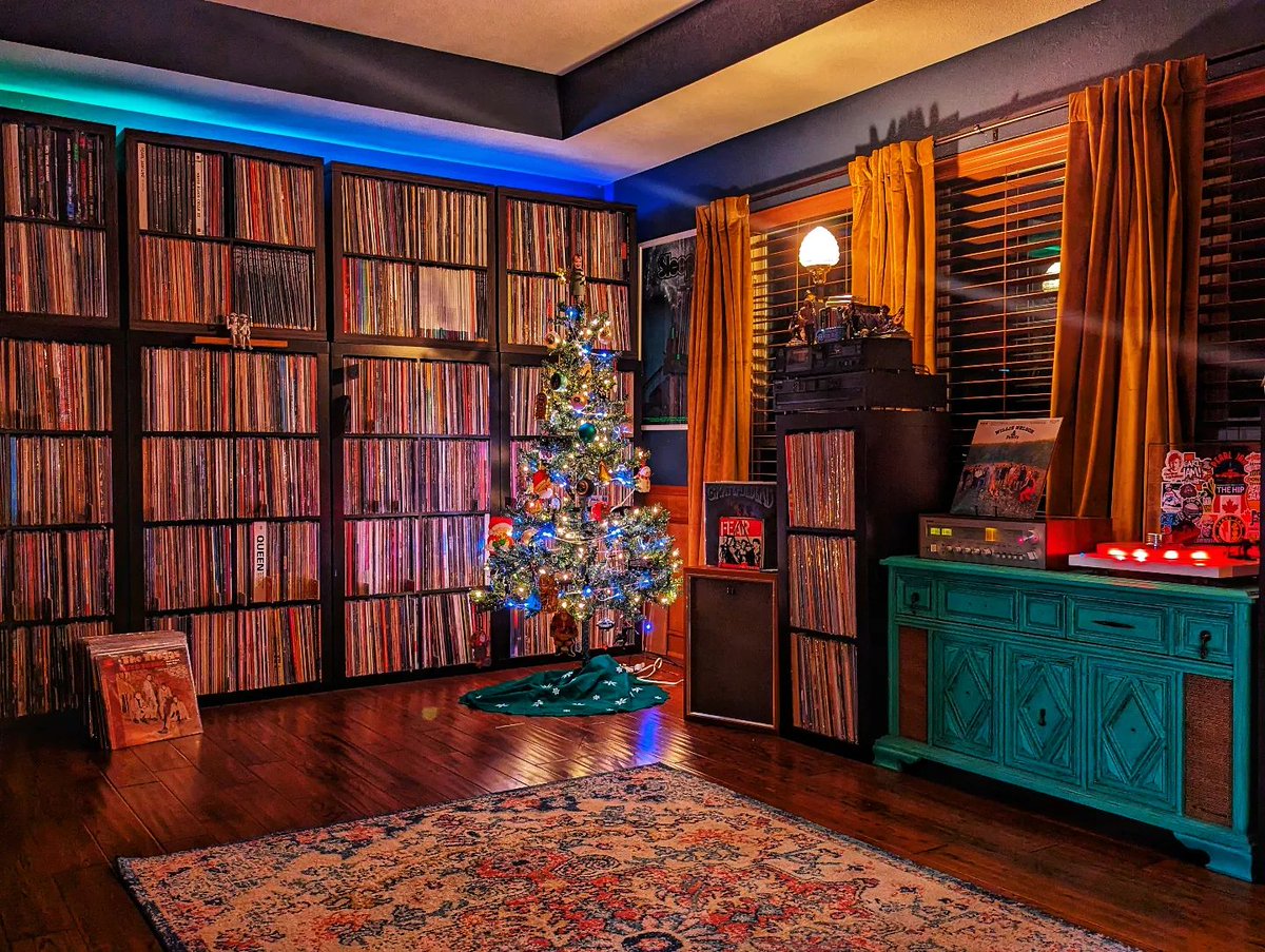 O natal com vinil é sempre muito melhor 🎄🎅
