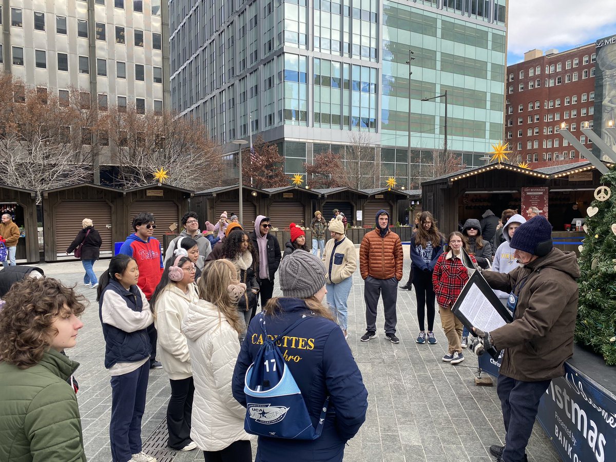 Members of the German Club enjoyed a tour of the holiday village in Philadelphia learning about how Germans celebrate the holidays and enjoyed a German-themed lunch! @UpperMerionSD @JBauerUM @FrauHudak #umasdistheplacetobe