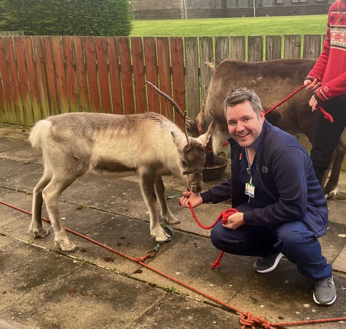 I now want a reindeer! A lovely afternoon for staff, patients and visitors 🎄🎅🏻