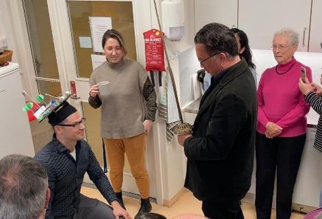 After defending his thesis to officially become a PhD in Molecular Biosciences, Dr. Michael Gaudry is knighted a Doctor of Comparative Physiology (inofficial). My the force be with him… always