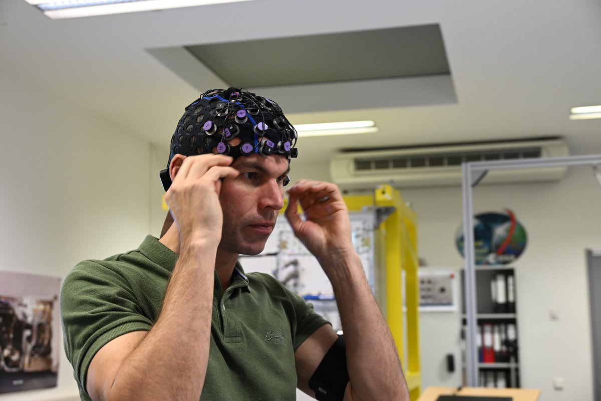 I will be testing the cognitive impact of different environments during my #Muninn mission. 

Scientists from the Orbital Architecture experiment will monitor heart rate, brain activity, sleep quality, diet, and exercise routine to see what effects the new environment has, and if