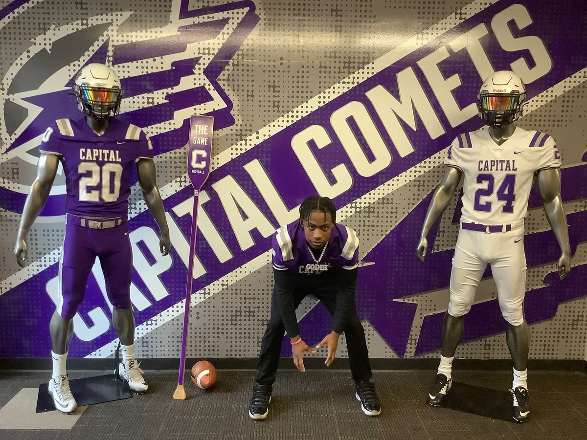 Blessed to receive the opportunity to play football at CapU 💜🖤<a href="/Nfisanick34/">Nick Fisanick</a> <a href="/coach_garciaGO/">Scott Garcia</a> <a href="/CoachMikeCook/">Mike Cook</a> <a href="/GOEagleFootball/">GlenOak Football</a>