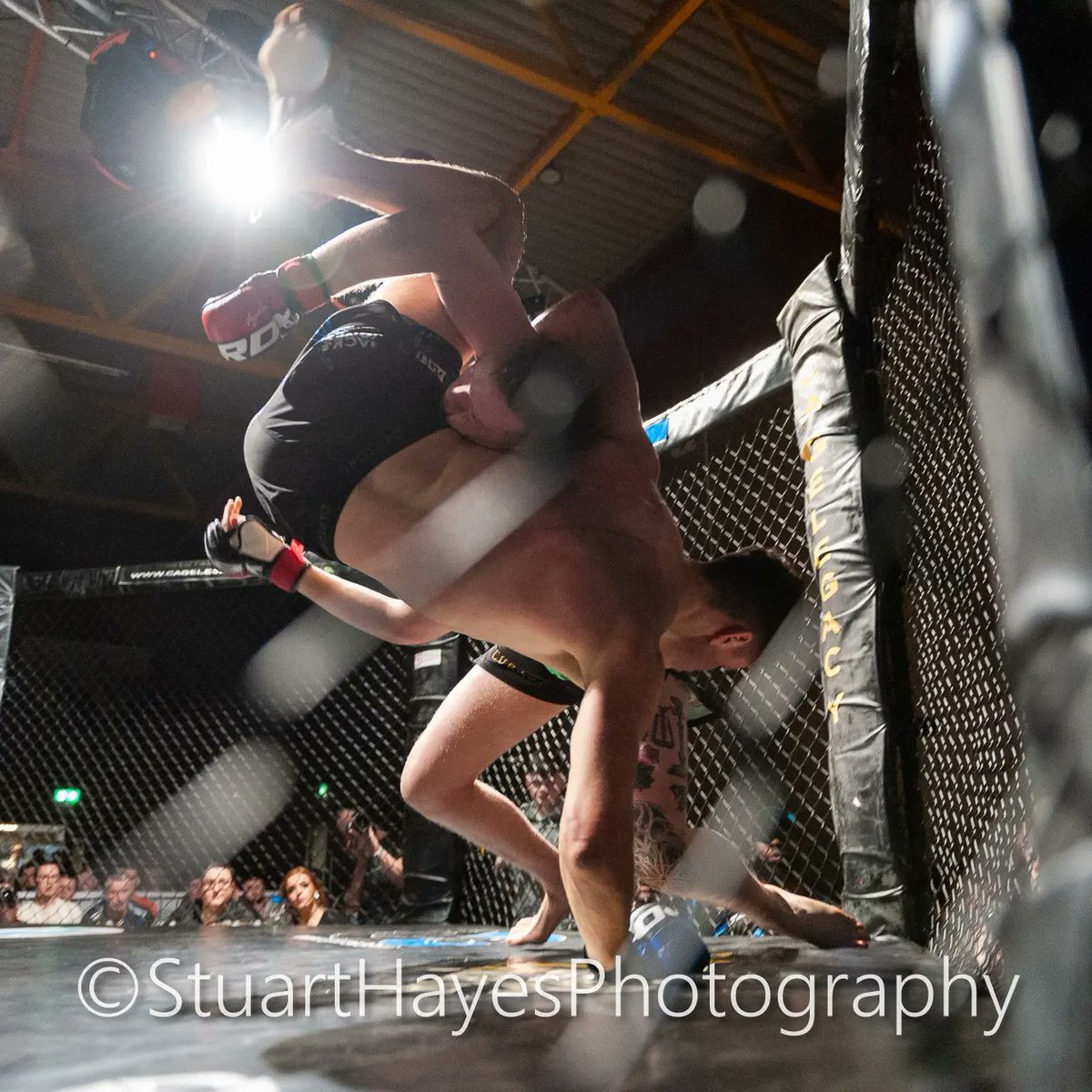 Action packed night at @CageLegacyMMA 19. 2024 is already looking good too!

#irishmma #mma #cagelegacy