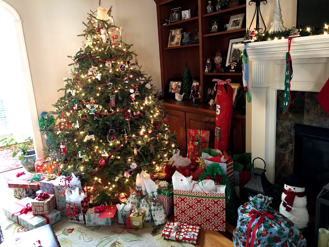 NCAgriculture's tweet photo. These candied cinnamon sugar pecans found in the Got to Be NC Cookbook are a crowd favorite at holiday parties. Get your copy of the book or purchase some as gifts by emailing caitlyn.randall@ncagr.gov. #NCMade #Cookbook #NCRecipe #NCAgriculture https://t.co/nVYVOnU1OD