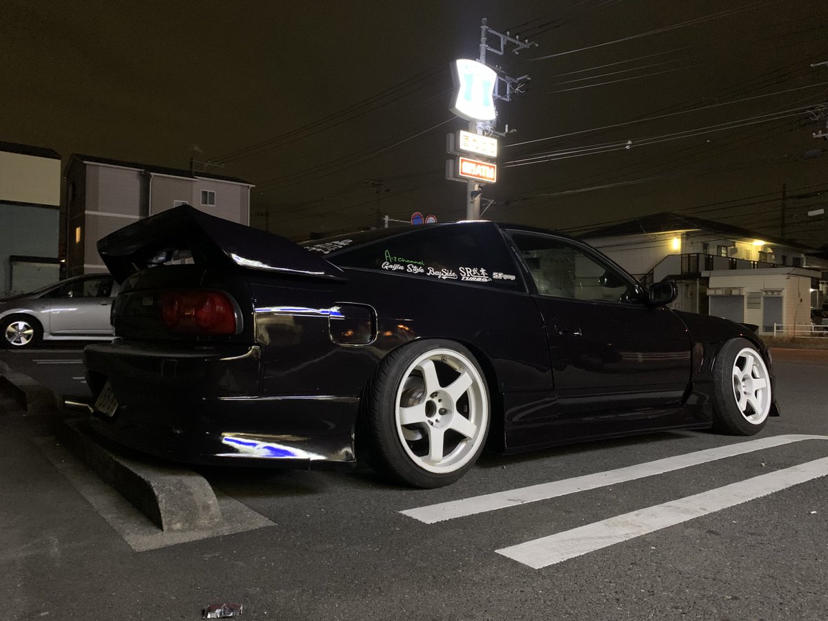 white180sx___'s tweet photo. #自分のカスタムはアリだと思う人はRTしてくれるらしい
今年最後の仕様変更！
ブラックパールパープルマイカにオールペン！！
ほぼ黒だけど陽に当たると紫っぽくなる！ https://t.co/OGrqe6GccN