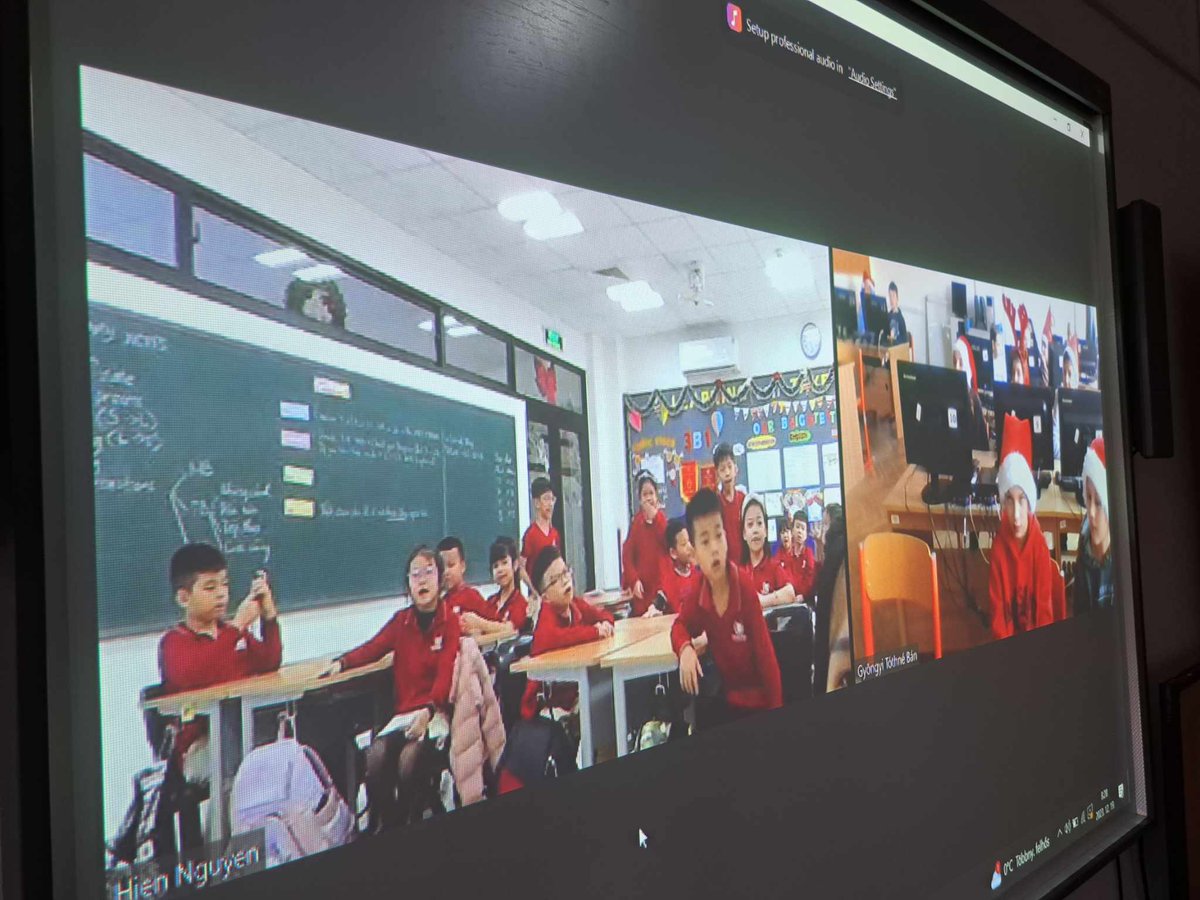 dondi64's tweet photo. Christmas Meeting
Vietnam-Hungary
After short presentations about our holidays we sang 2 songs and played Kahoot.Many thanks Lien Vit and her fantastic and cute class
https://t.co/sc6hHkJB2J
https://t.co/9DODulS8ED
#collaboration #vietnam #hungary #zoom #kahoot #miexpert https://t.co/LR48aGMizh