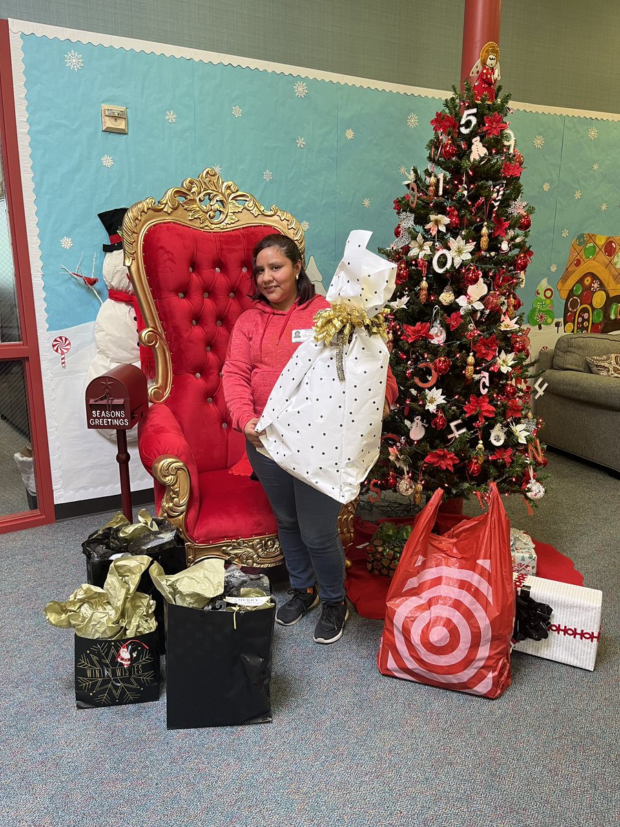 Panda Path PK (@pandapathpk) on Twitter photo Big thanks to our community partner, Target, for sponsoring two of our families this holiday season! They brought gifts for everyone in the family!!! #6392givesback #d364givesback #t0858givesback #community #greatgifttogether #sbisd <a href="/SBISD/">Spring Branch ISD</a> <a href="/SbisdPreK/">SBISD PreK & Early Childhood</a> <a href="/MJenParker/">Jennifer Parker</a> Big thanks to our community partner, Target, for sponsoring two of our families this holiday season! They brought gifts for everyone in the family!!! #6392givesback #d364givesback #t0858givesback #community #greatgifttogether #sbisd <a href="/SBISD/">Spring Branch ISD</a> <a href="/SbisdPreK/">SBISD PreK & Early Childhood</a> <a href="/MJenParker/">Jennifer Parker</a>