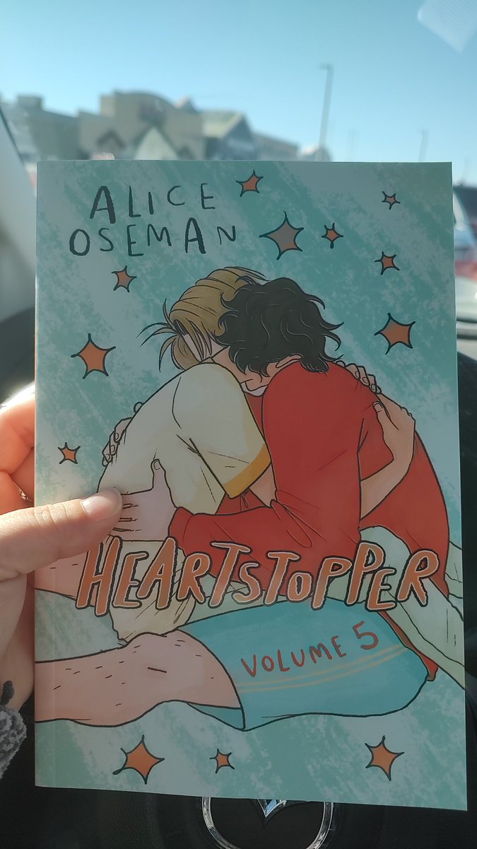 Just got #Heartstopper #Volume5 can't wait to get home and read it!!!