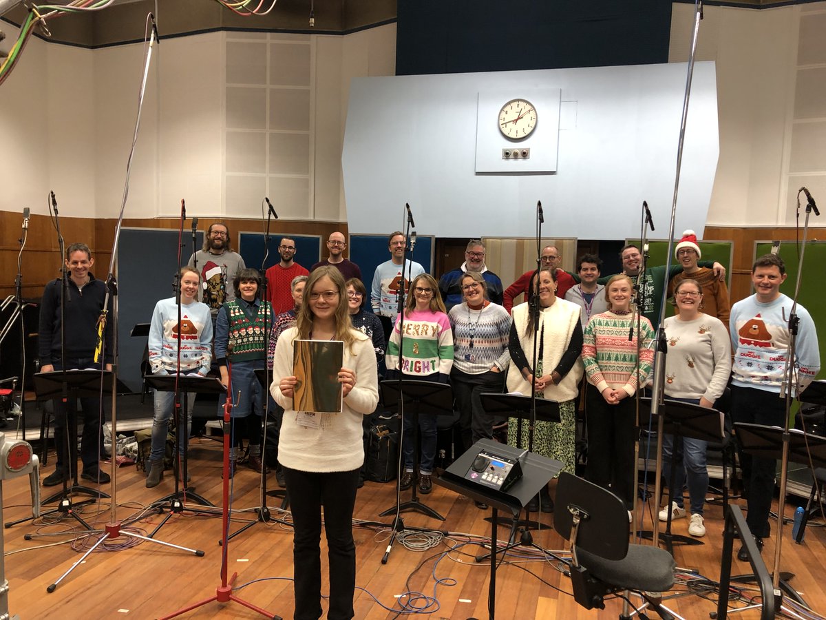 It's voting time - just 1 day left! Our <a href="/Chethams/">Chetham's School of Music</a> student Laura's fantastic carol has been on <a href="/BBCRadio3/">BBC Radio 3</a> performed by <a href="/BBCSingers/">BBC Singers</a> as a finalist in the BBC Carol Competition for composers. Have a listen and please vote by 6pm Wed 20th Dec! Congratulations!! bbc.co.uk/programmes/art…