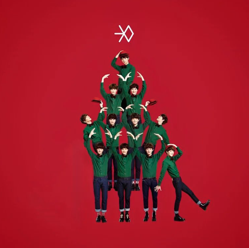 AboutMusicYT's tweet photo. 'The First Snow' by EXO has reached #1 on MelOn TOP 100.

- The song was released in 2013. https://t.co/s1r2wODnUy