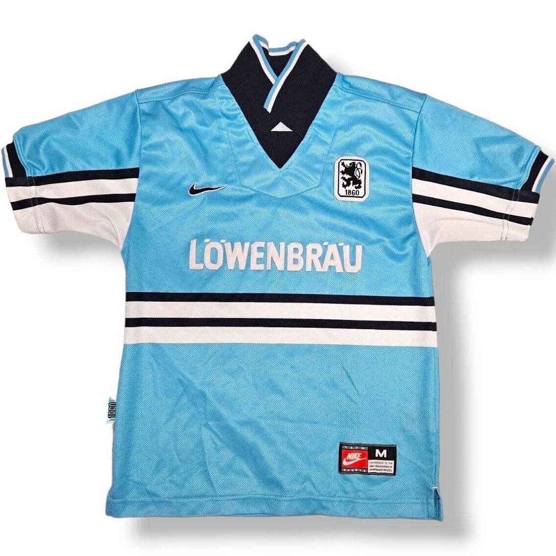 19TB98's tweet photo. @sixtakalouis Hab’s auch daheim 💙🔥 https://t.co/N1ZFOYTAh3