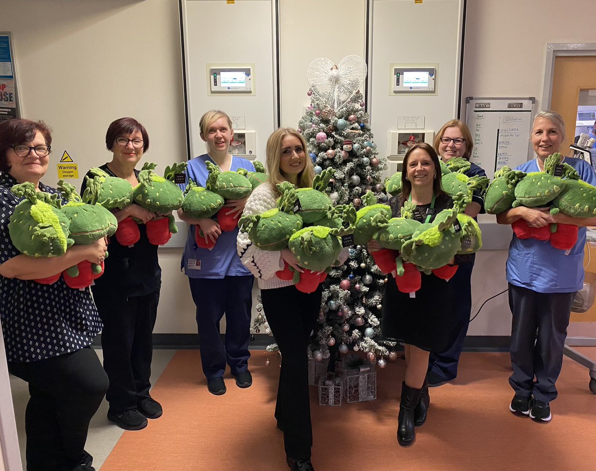 🙏Thank you so much to Alison Rowland and the team @JohnLewisRetail Norwich for delivering 42 Snapper toys - one for every baby who will spend Christmas in @nnuhnicu What a lovely gift for our young patients and their families❤️