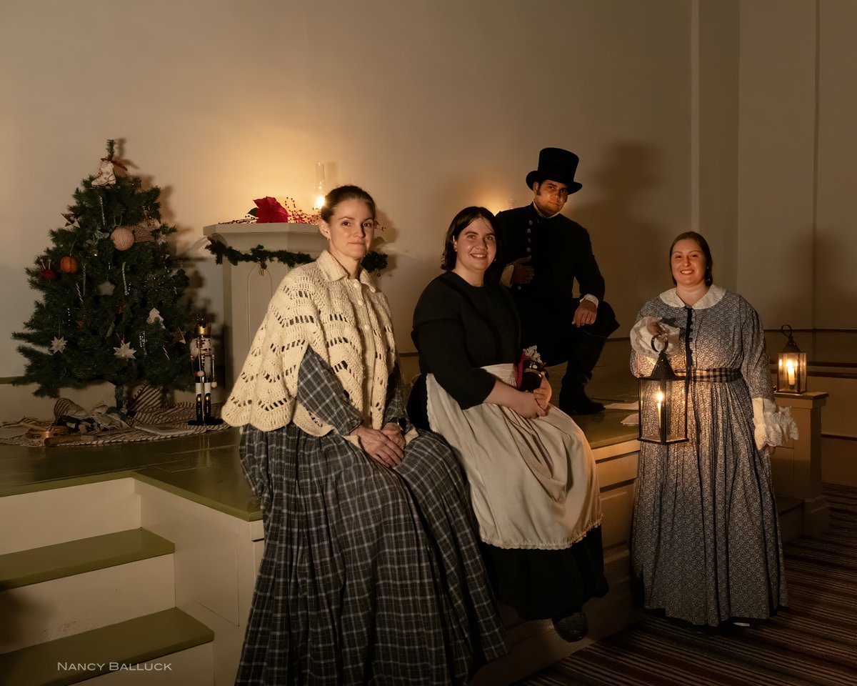 Last chance to join us for Holiday Lantern Tours!

Get your tickets for Dec. 20 - 23 tours! (Tours are by RESERVATION ONLY).

Get tickets here:
330tix.com