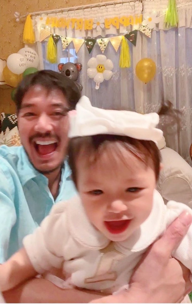 krusmileja's tweet photo. Happy 1st year birthday my little Wylyn ❤️ วิริน หลานรัก 1 ขวบแล้วค่ะ 🥳 https://t.co/ukQUelpFhu