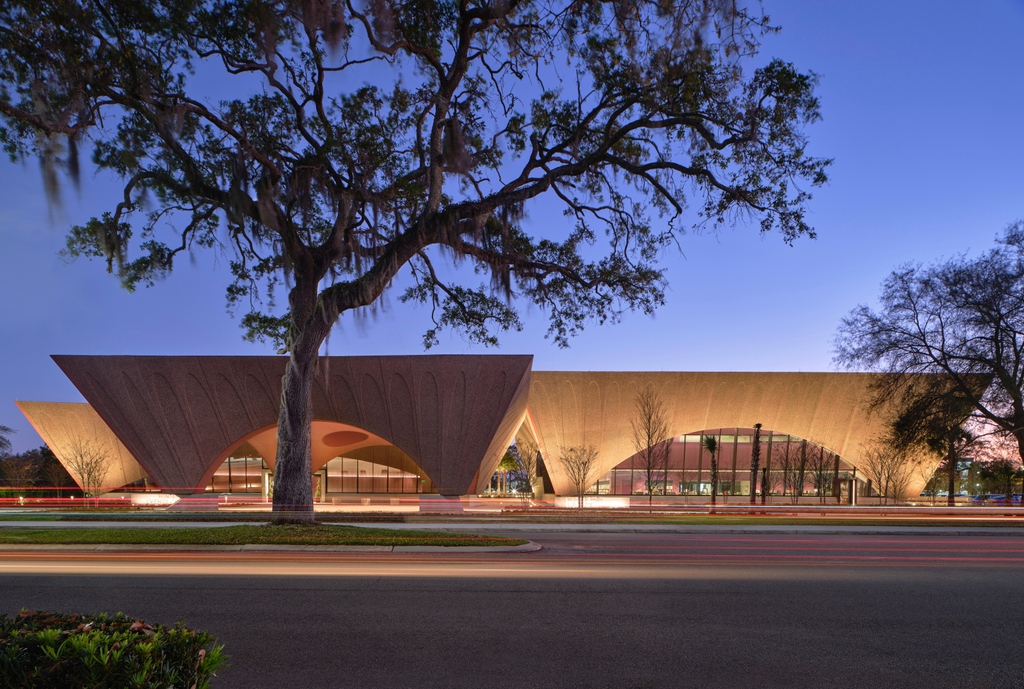 2 years of the Winter Park Library & Events Center. A partnership with the City of Winter Park, this project consolidates and replaces the existing library and civic center buildings, creating a micro-village and cultural hub for the city. #adjayeassociates #winterparklibrary