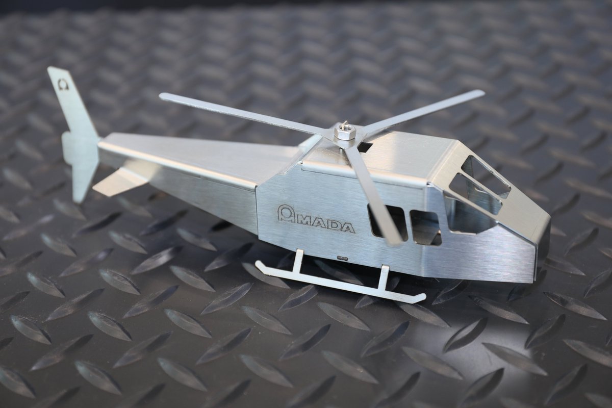 AmadaAmericaInc's tweet image. #AMADAAMERICA&apos;s REGIUS 3015 AJe (12kW) #fiberlaser and EGB 6013 ARce #roboticbendingsystem was utilized to produce this 20-gauge #stainlesssteel helicopter. The REGIUS laser cut threads with high precision to secure the helicopter blades.

#fiberlaser #pressbrake #sheetmetal