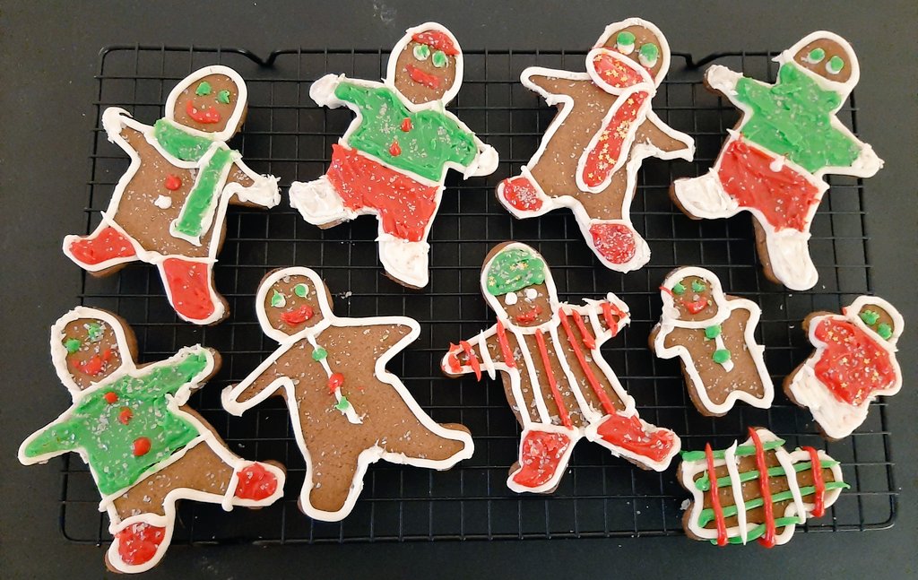 Last night, I baked & decorated my spicy, delicious gingerbread dudes (ala Mr. Bill). 
I used a store bought icing, which is why they're so 'festive'.😹🎄#Christmas #christmascookies