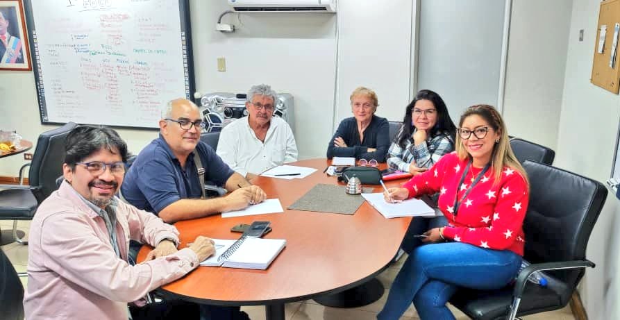 #NOVEDADES CNTI y la escuela de computación de la UCV establecen alianzas ✅Los estudiantes podrán desarrollar sus pasantías en la institución ✅Líneas de investigación para trabajados de grado en el campo de las TIL ✅Acceso al primer empleo Más info acortar.link/Cfiiwb