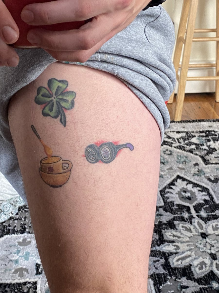 RoryNordquist's tweet photo. @OfficialRezz Your goggles were the second little piece on my (very early) leg sleeve 🥰🥰 https://t.co/g1kcy9G9LY