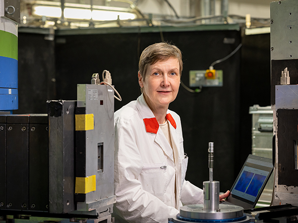 We congratulate Astrid Schneidwind on her election as the new Chairwoman of ENSA, the European Neutron Scattering Association. 👉 t1p.de/cggrw @NeutronsENSA @LENSinitiative @PandaMlz #KFN #neutrons