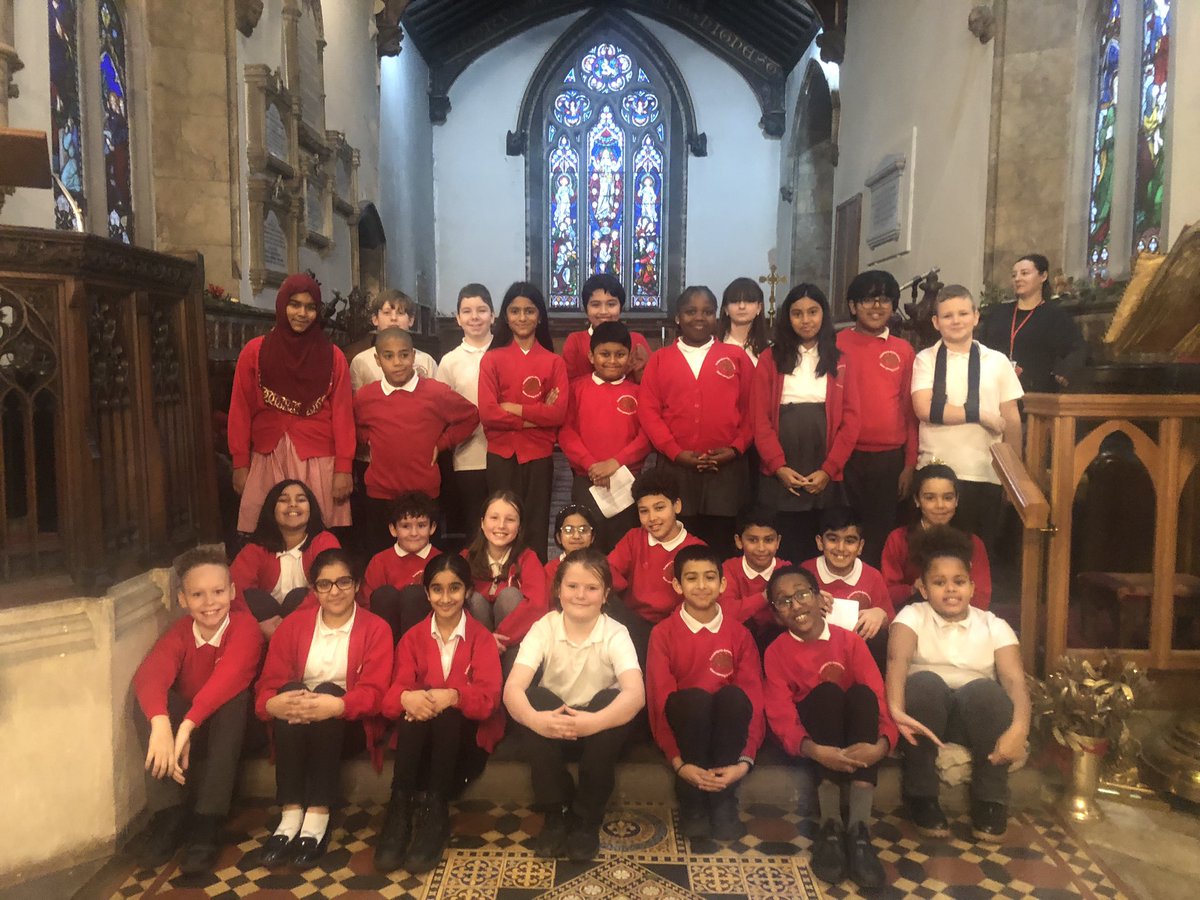 We are so very lucky to have St Mary’s Church in our community. The children in key stage 2. loved telling friends and families the nativity story in church this week . Thank you <a href="/froggave/">Viv Froggatt</a> for welcoming us again this year 🌲🙌🏻