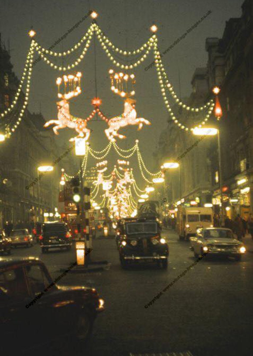 Christmas lights on Oxford Street, London, in December 1962. #oxfordstreet #thesixties #the60s #christmaslights #londonchristmas