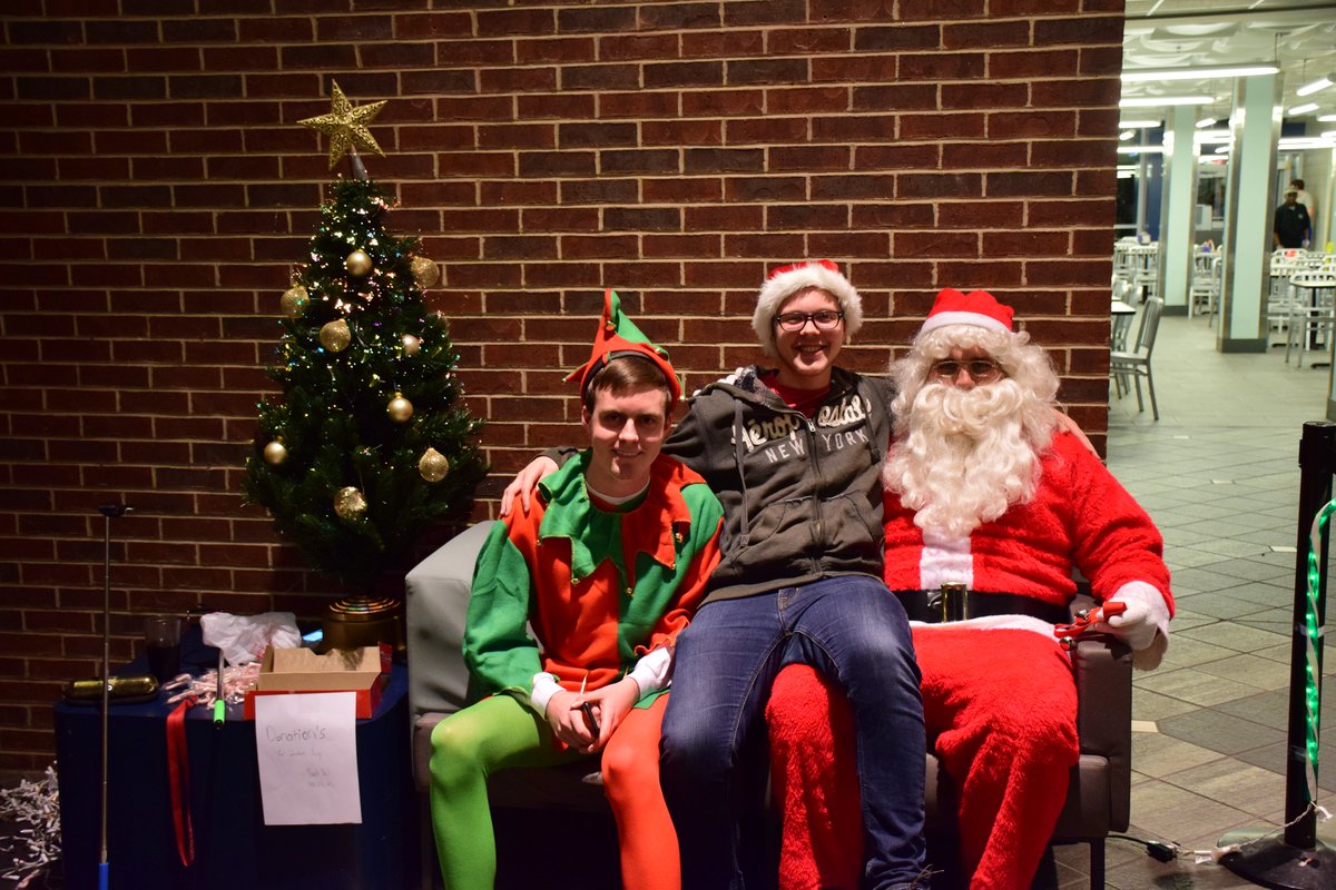 Widener U. Archives (@widenerarchives) on Twitter photo Pics with Santa! 🎄🎅 #Archivesmas Day 9!
Photo 2015 Pics with Santa! 🎄🎅 #Archivesmas Day 9!
Photo 2015