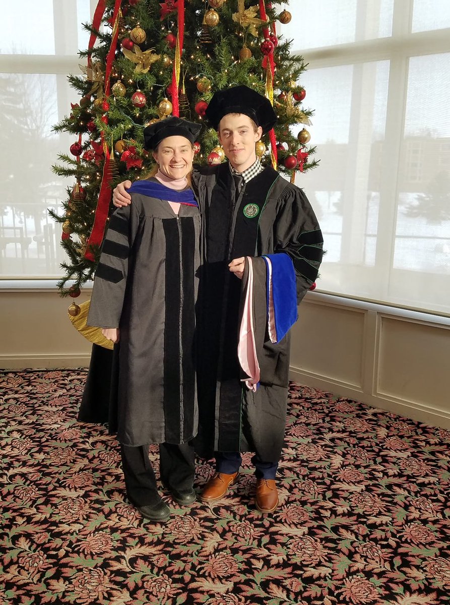 AndrewBarnas's tweet image. Can't believe it has already been four years since I graduated!