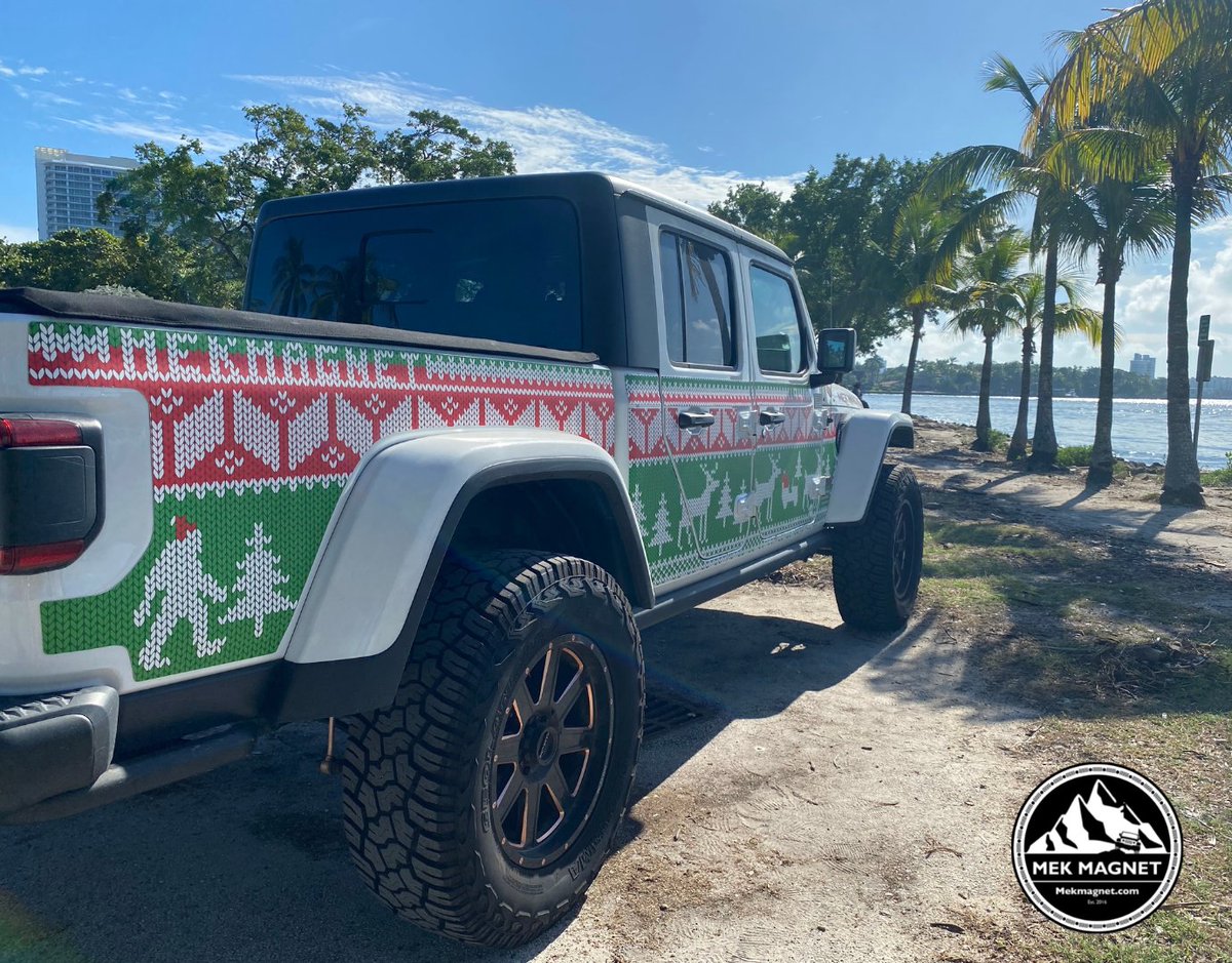 Driving pure joy this holiday!

#mekmagnet #removabletrailarmor #madeintheusa #protectyourjeep #trailarmor #jeeparmor #jeepnation #jeepgladiator #becausejeephappens #loveyourjeep #jeeplife #offroad #overland #4x4 #uglysweater #holidayjoy #drivehappy #christmasready