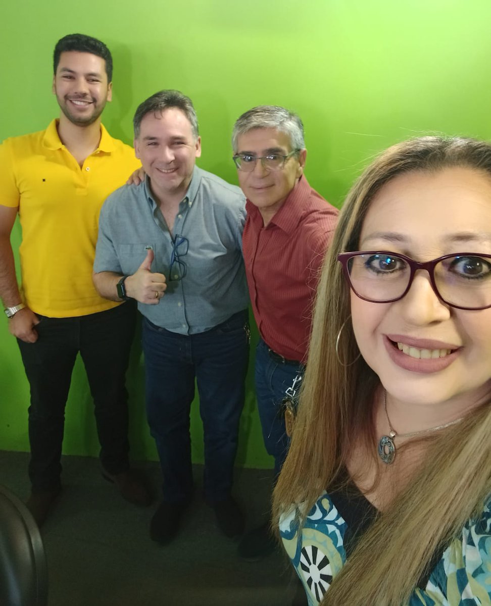 La participación de Gustavo Giménez, Vicem. de MIPYMES del MIC, y de Alan Peña de MUV, en M&amp;E, fue todo un éxito el sáb. 09/12/23. 

Estamos muy agradecidos por compartir con nosotros en la Megacadena!!!

El próximo sáb.  23/12 estará Victor Acosta de la DINAEM del MIC.