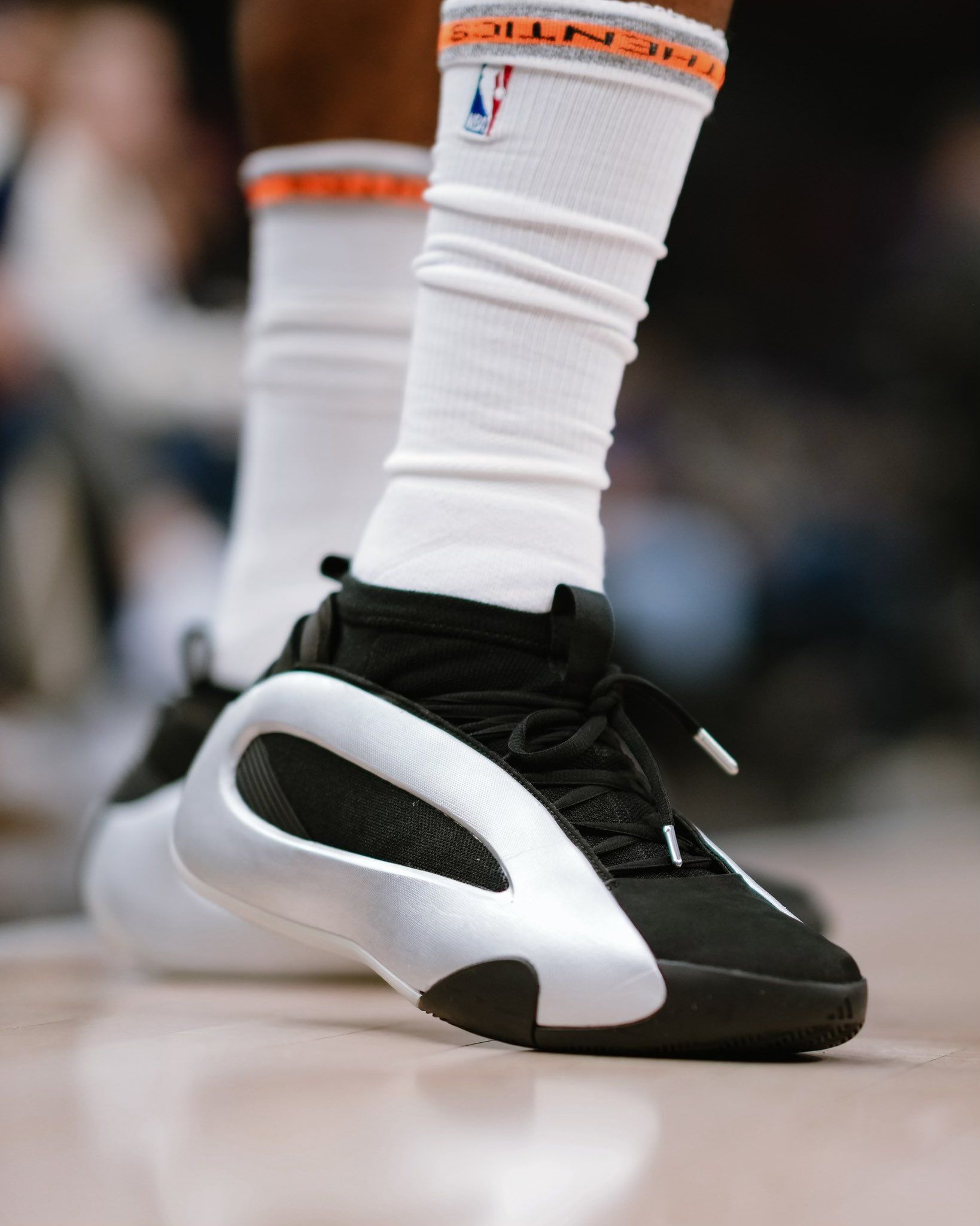 JustFreshKicks on X On Foot Look at the adidas Harden Vol. 8 Silver Metallic https t 5iSghfMuCI https t 9khXI6CAfz X