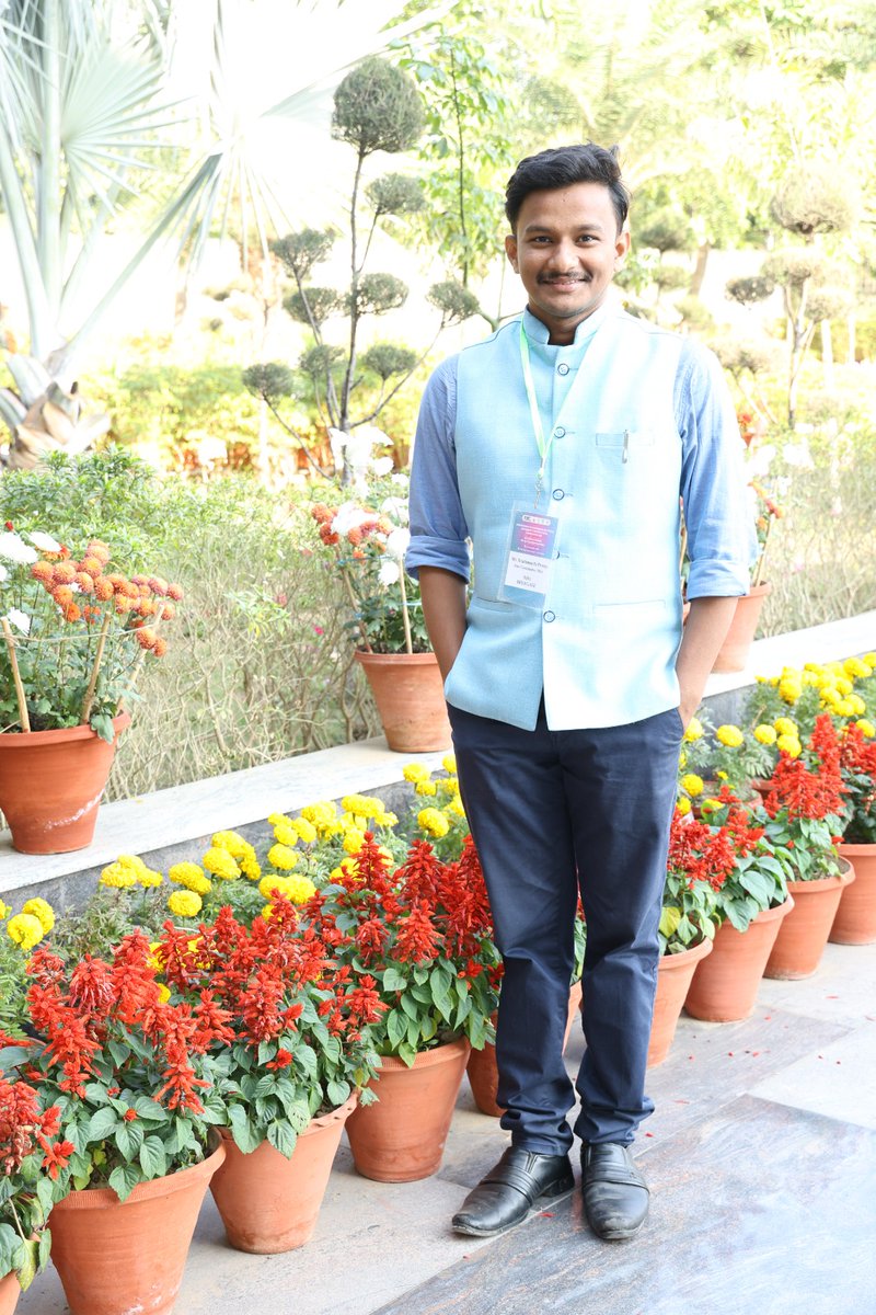 Aapkahrudananda's tweet photo. If you want to be rewarded, you have to be irreplaceable.
If you want to be irreplaceable, you have to be unique.
If you want to be unique, you have to be authentic.
If you want to be authentic, stop listening to everyone.
It’s drowning “you” out.
#Training_Time
#Chandigarh https://t.co/XJJD34ZHvb