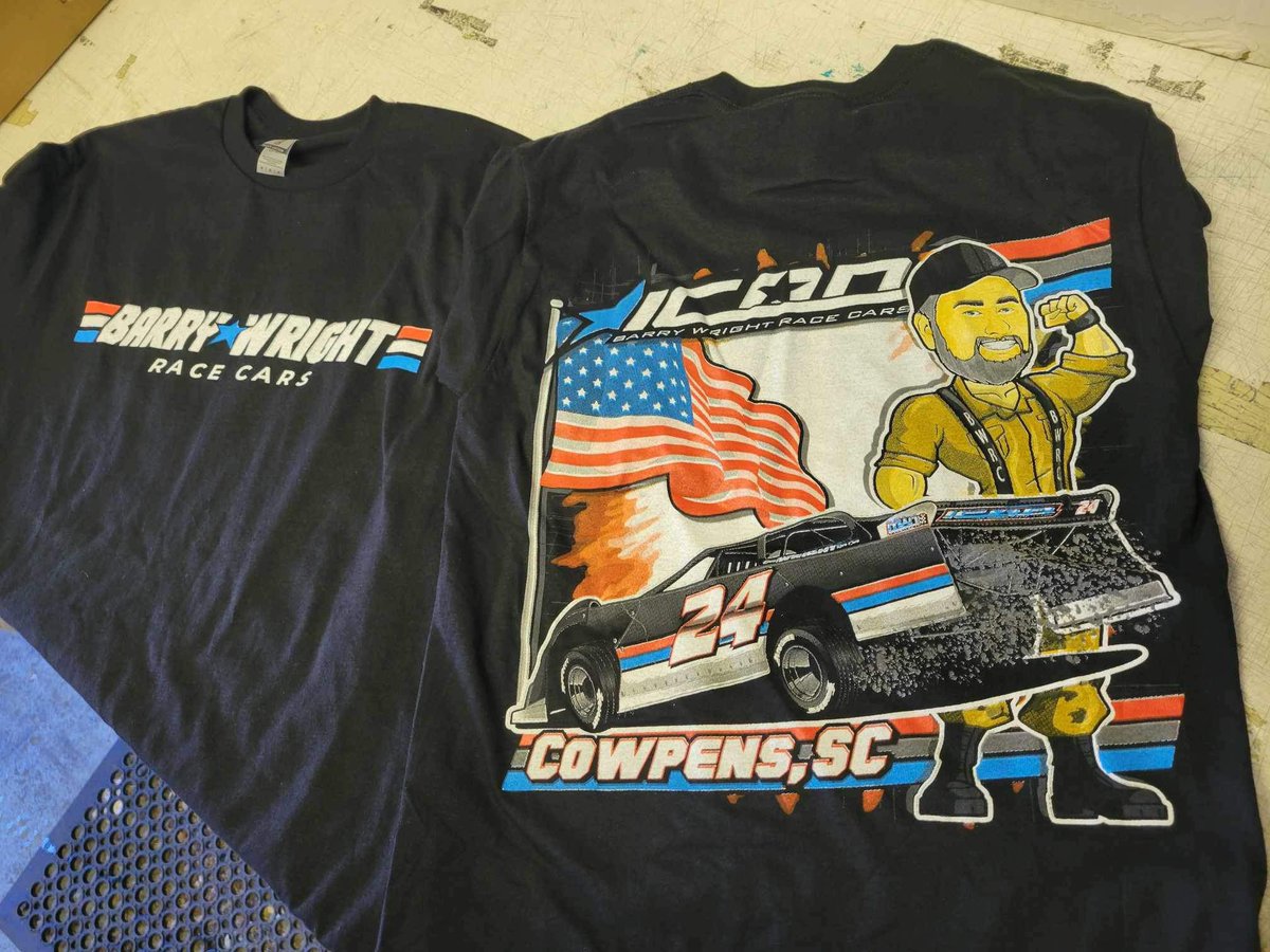 bwracecars's tweet photo. 𝐆.𝐈. 𝐉𝐨𝐞 𝐁𝐚𝐫𝐫𝐲! 🇺🇸 

Be sure to pick up our newest Barry Wright Race Cars shirt featuring the #ICON himself! If you can’t stop by the shop to grab one, call 864-463-4711 (ext 2) or email ashley@barrywright.com. https://t.co/XvBwpPWaDl