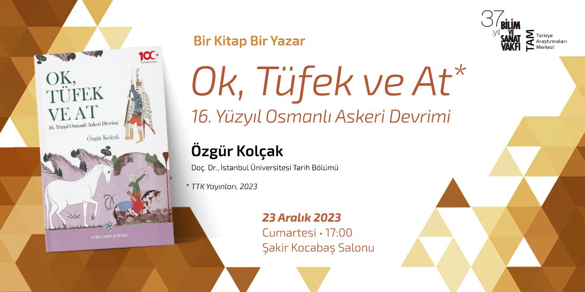 Cumartesi davetlisiniz! 📌Özgür Kolçak ile Osmanlı askeri tarihini dünya/Avrupa askeri tarihinin güçlü ve önemli bir parçası olarak konumlandıran ve teknik, ekonomik ve sosyal boyutları ile ok, tüfek ve at üzerinden Osmanlı askeri devrimini ele aldığı yeni kitabını tartışacağız.