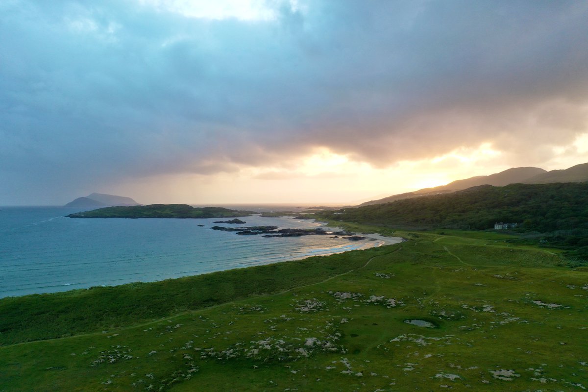 “May every sunrise hold more promise, and every sunset hold more peace.” 

An Irish Blessing

#ringofkerry #irlandbeforeyoudie #digitalnomad #waves